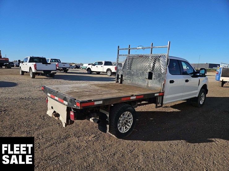 2021-ford-f350-image-4