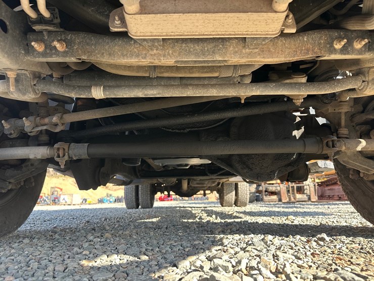 2017-ford-f350-xl-image-57