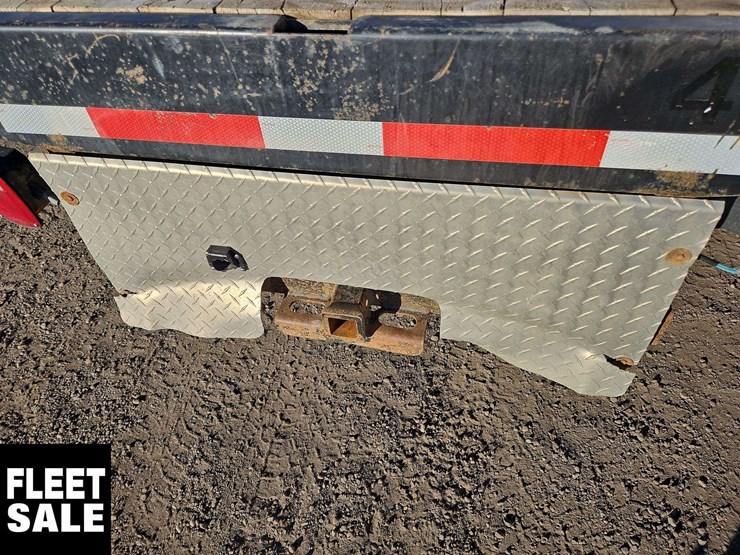 2021-ford-f350-image-28