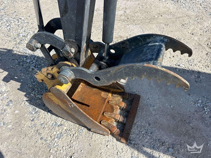 2017-deere-26g-image-12
