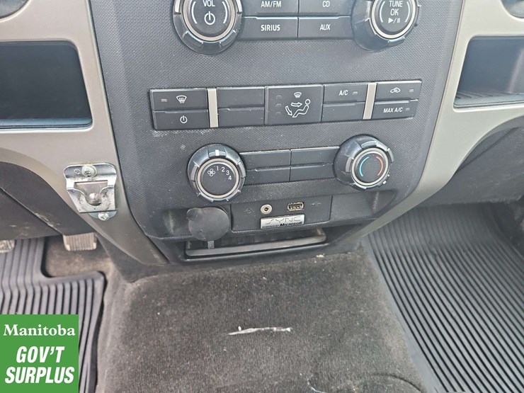 2014-ford-f150-image-18