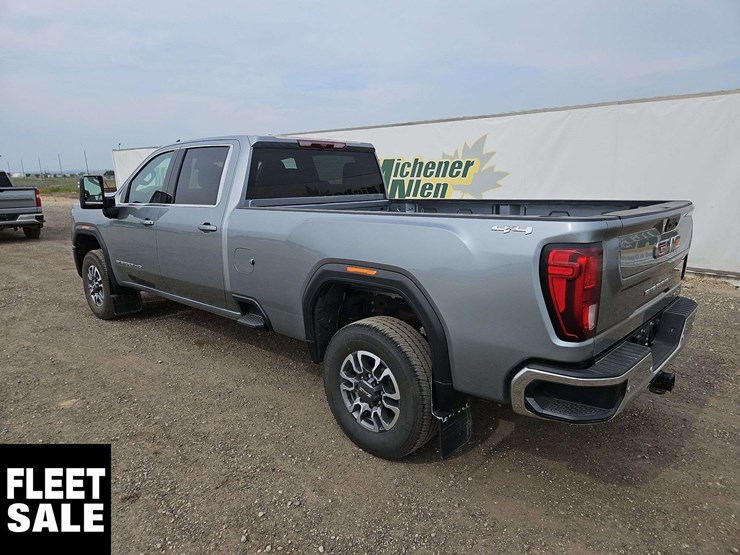2024-gmc-sierra-3500hd-image-3