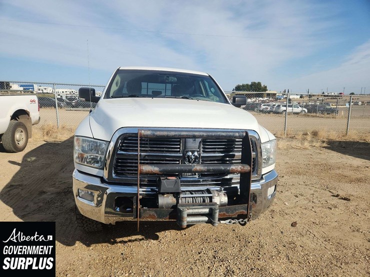 dodge-2500-image-2