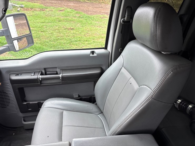 2015-ford-f550-image-74