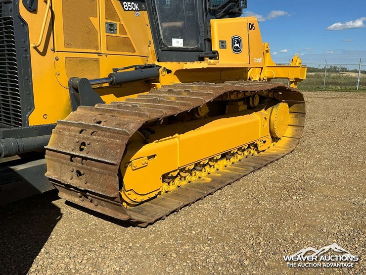 john-deere-10-image-8