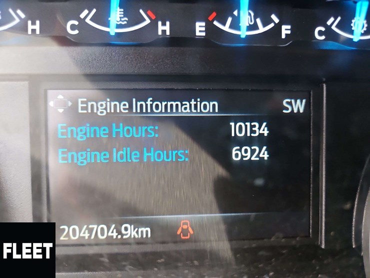 2022-ford-f250-image-24