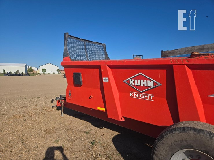 2023-kuhn-knight-ps260t-image-10