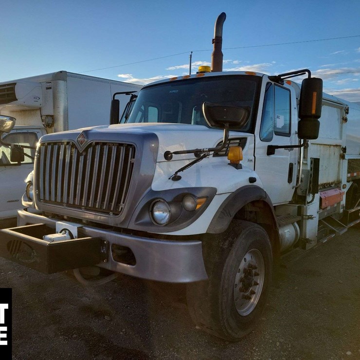2014 INTERNATIONAL WORKSTAR 7400