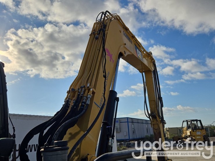 2019-caterpillar-308-cr-image-31
