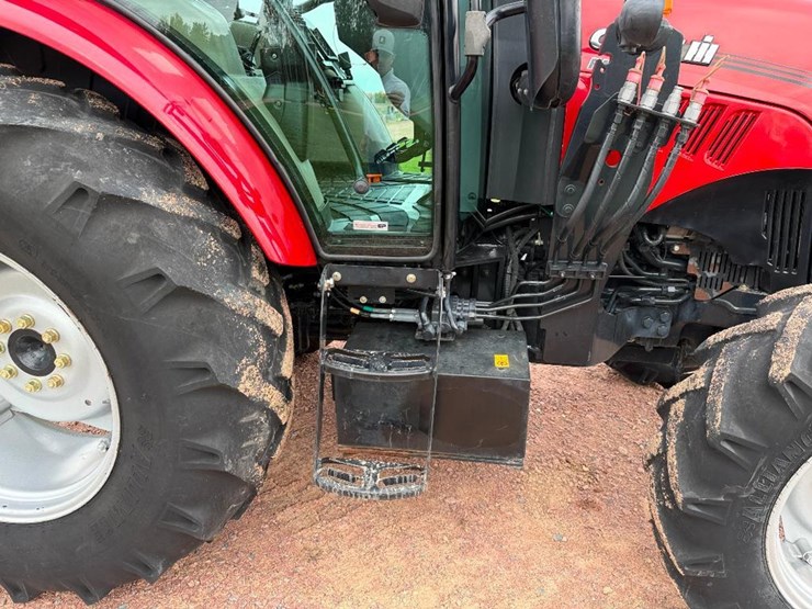 case-ih-farmall-95a-image-20