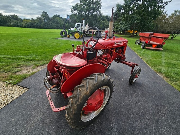 #2507-•-farmall-model-a-tractor-image-5