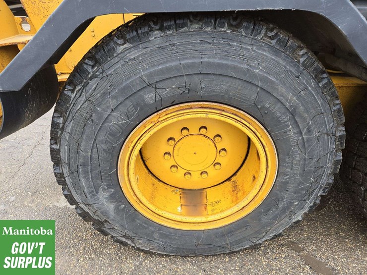 2004-caterpillar-140h-image-12