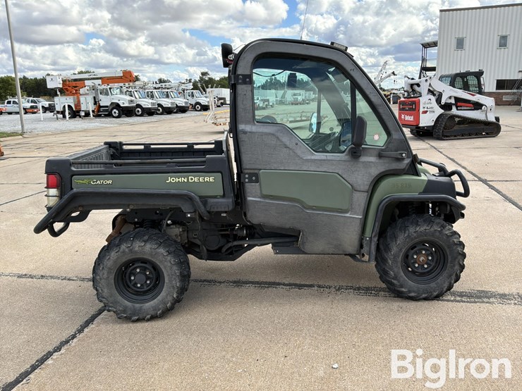 2016-john-deere-gator-image-4
