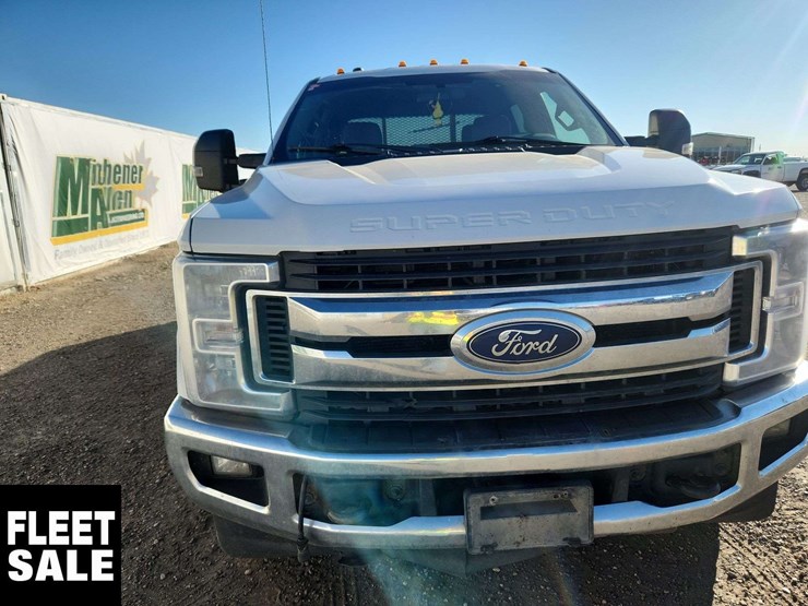 2019-ford-f350-image-33