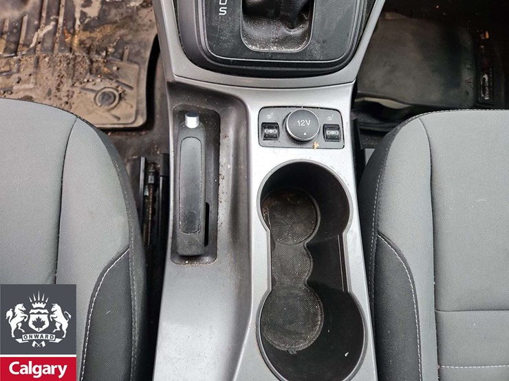 2015-ford-escape-se-image-23