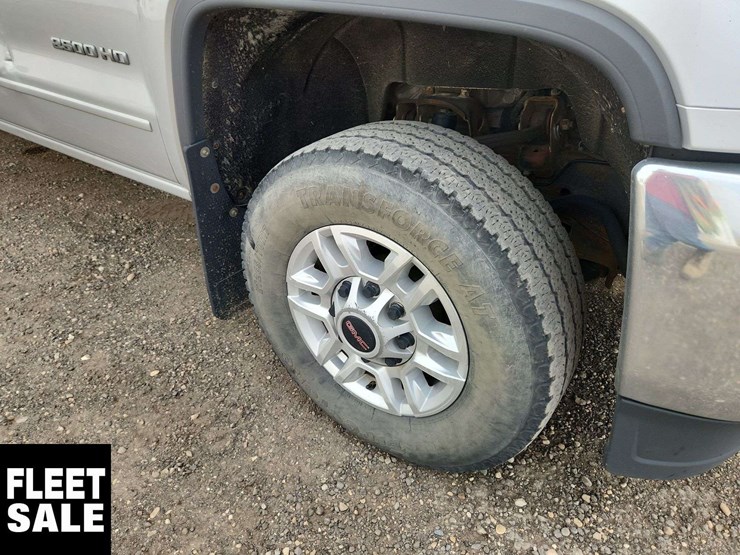 2019-gmc-sierra-2500hd-image-12