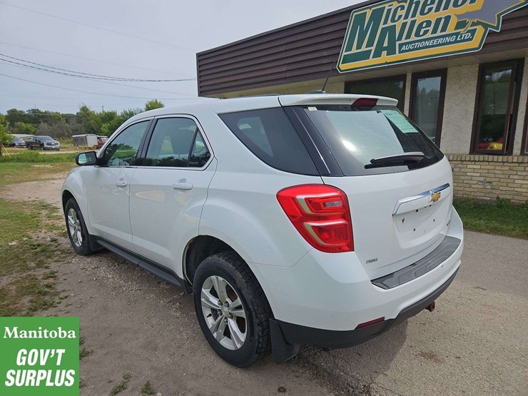 2016-chevrolet-equinox-image-3