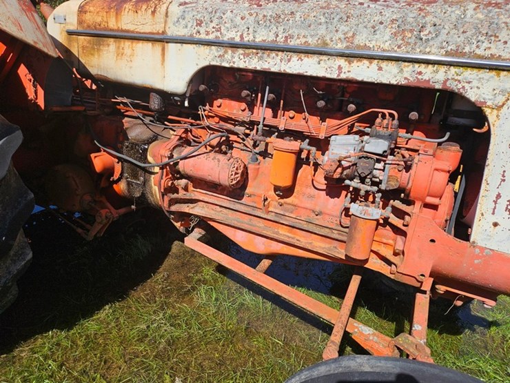 #2531-•-case-900-tractor-image-14