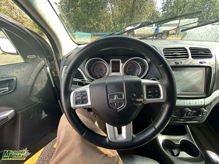2013-dodge-journey-image-12