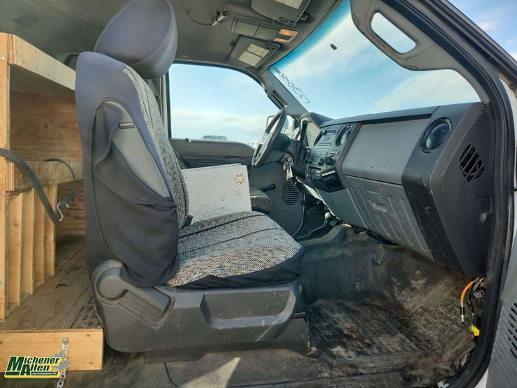 2013-ford-f350-image-19
