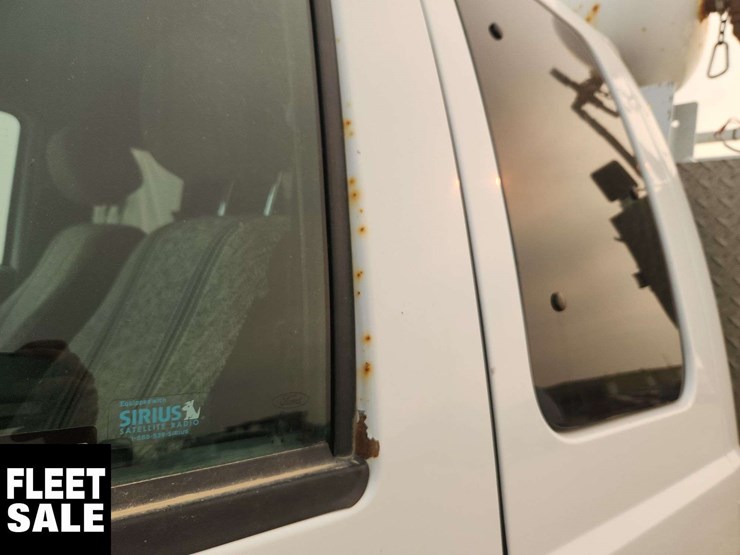 2015-ford-f350-image-43