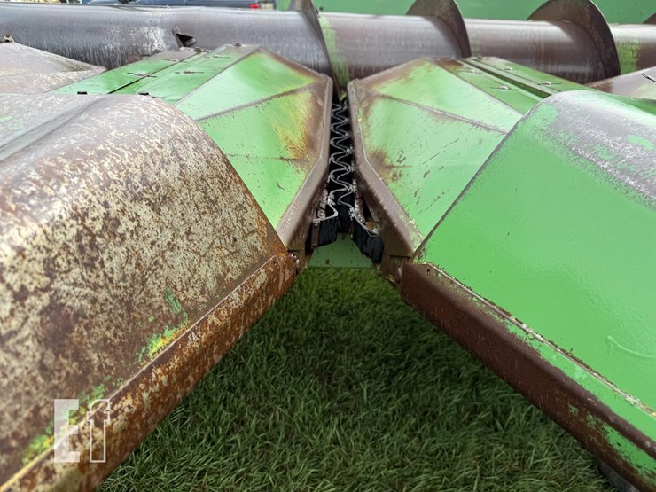 john-deere-853-image-12