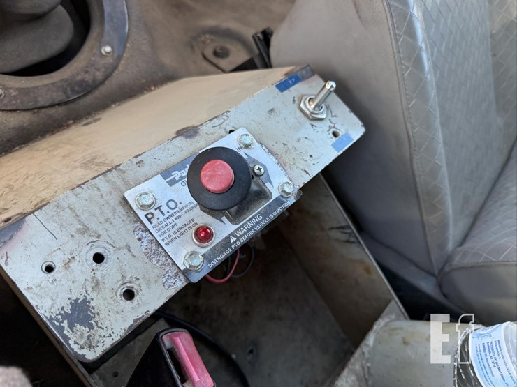 2000-ford-f750-sd-image-37