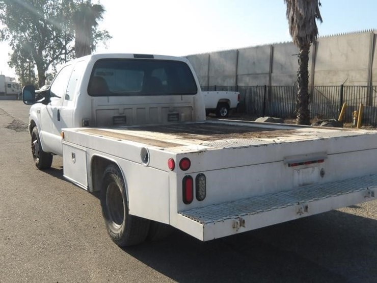 2001-ford-f350-image-4