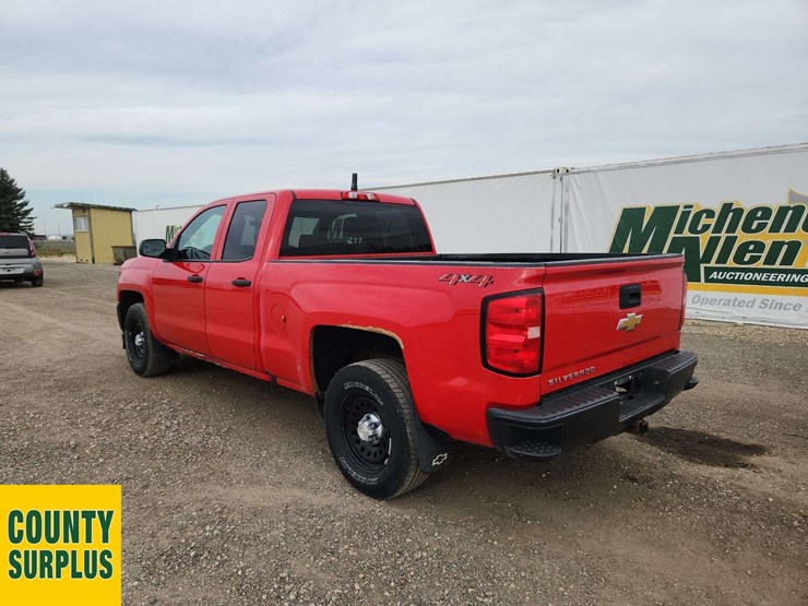 2018-chevrolet-silverado-1500-image-3
