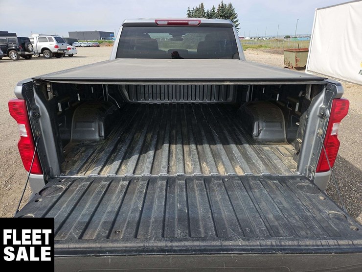 2024-chevrolet-silverado-1500-image-15