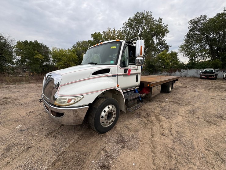 2011-international-4300-sba-image-1