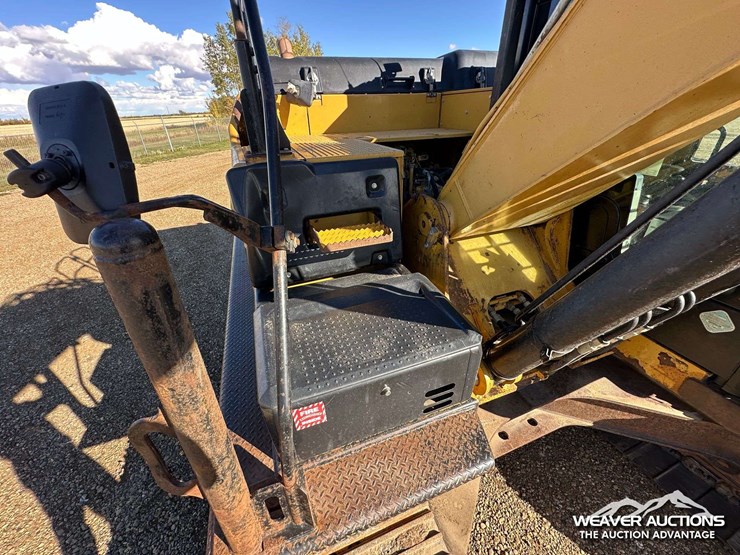 caterpillar-324e-image-57