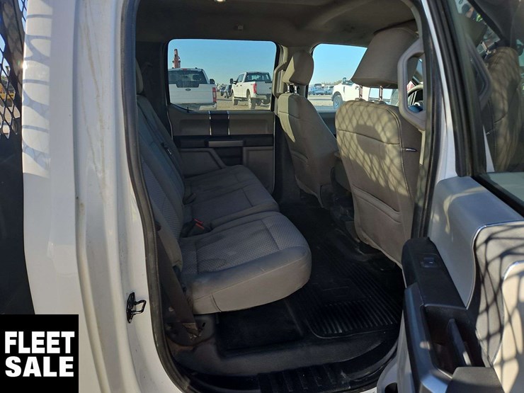 2021-ford-f350-image-14