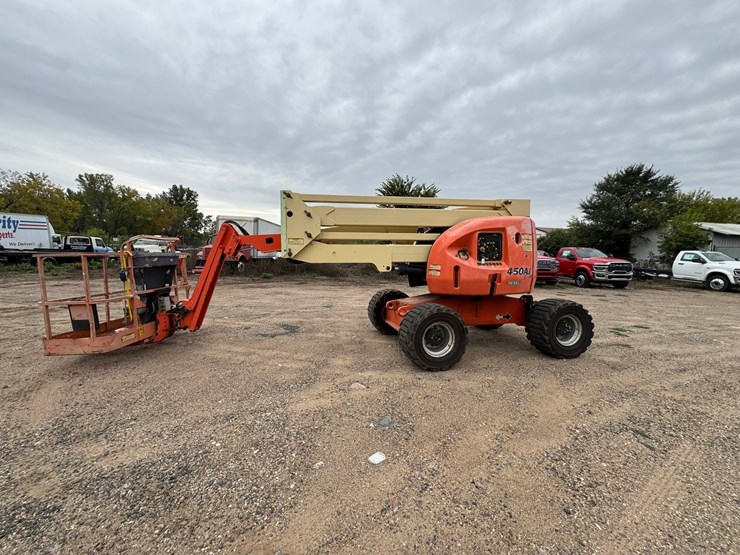 2005-jlg-450aj-image-2