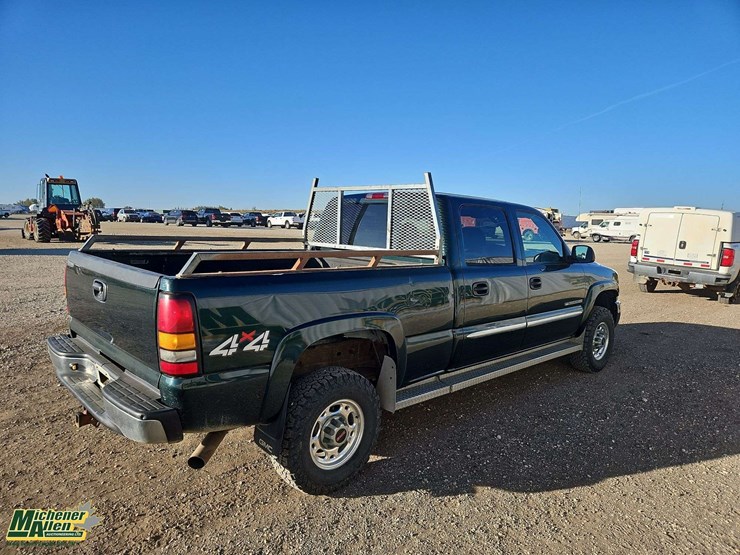 2004-gmc-sierra-2500hd-image-4