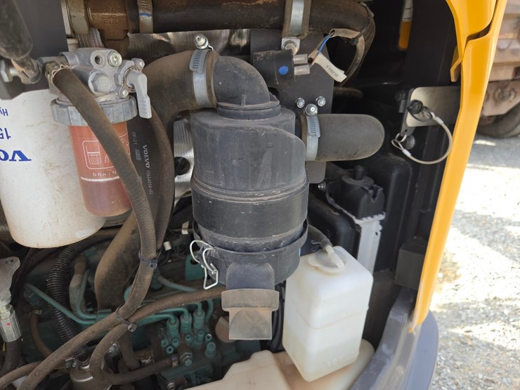 volvo-ec27d-image-31