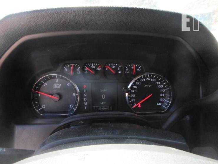 2016-chevrolet-2500hd-image-9