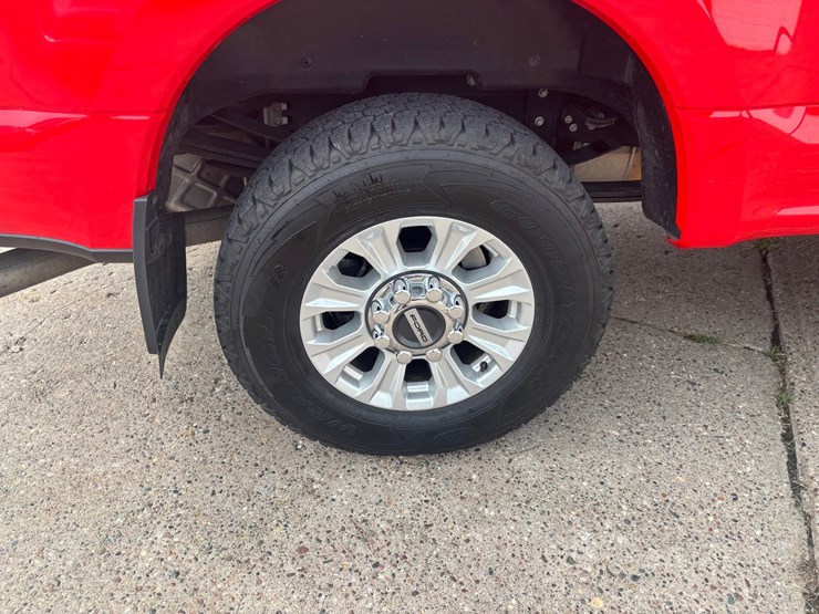 2022-ford-f250-image-86