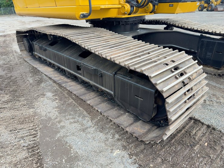 2016-deere-300g-lc-image-17