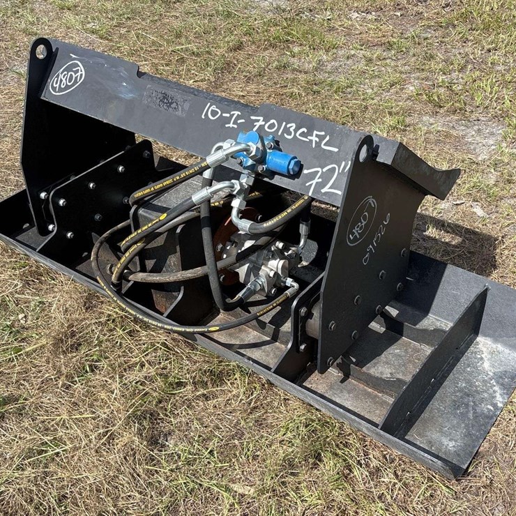 2025 Pabreak 72in Hydraulic Vibratory Compactor Skid Steer Attachment