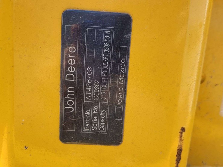 18"-51-cu-ft.-hd-bkt-w/teeth-for-backhoe-or-excavator-image-10