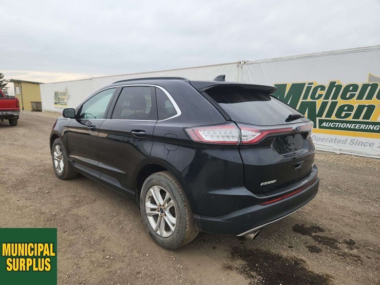 2016-ford-edge-sel-image-3