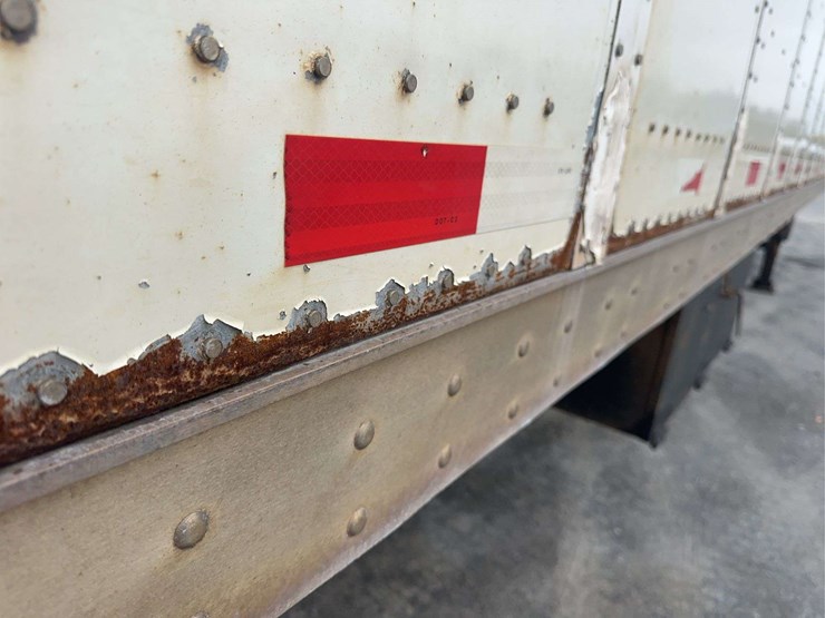 2012-great-dane-van-trailer-image-12