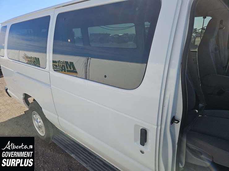 ford-e350-image-26