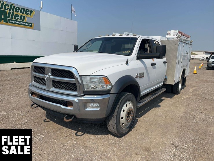 2016-ram-4500-4x4-s/a-service-truck-image-1