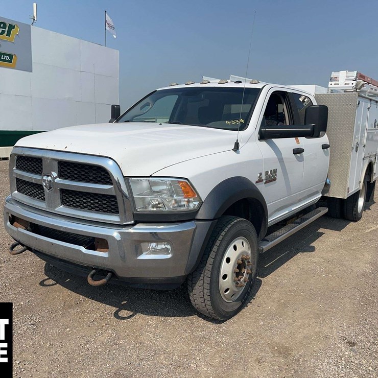 2016 Ram 4500 4x4 S/A Service Truck