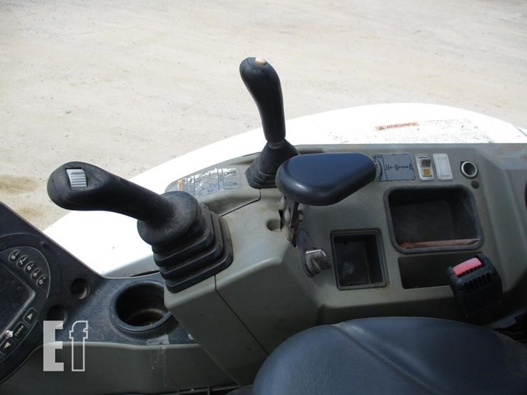 2016-bobcat-e35-image-8