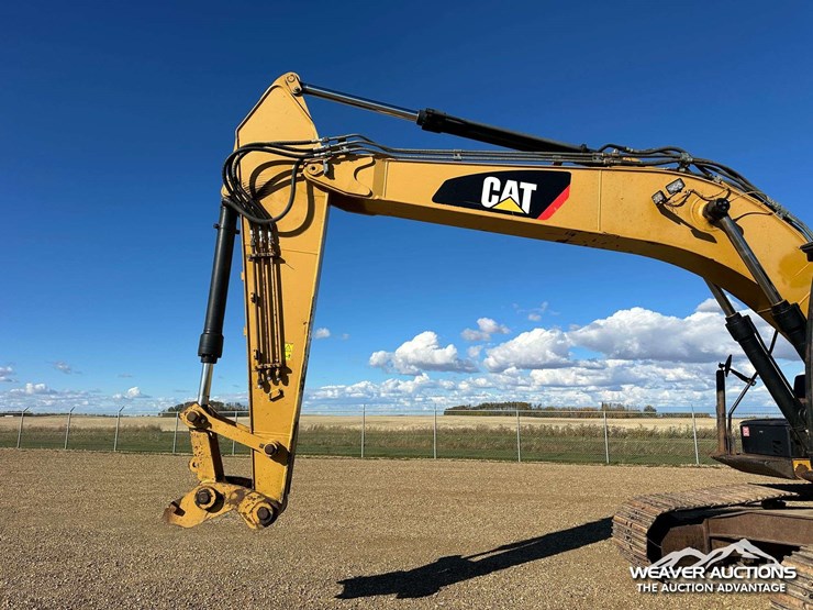 caterpillar-324e-image-22