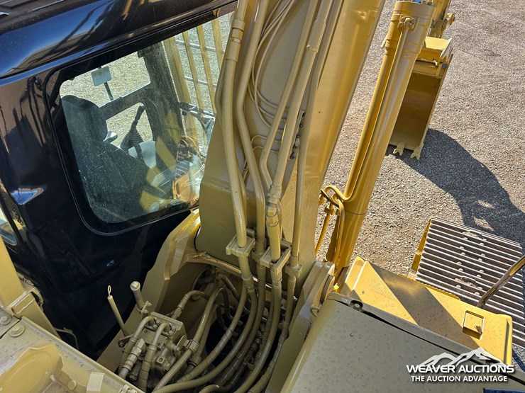 2006-komatsu-pc270-lc-7l-image-61