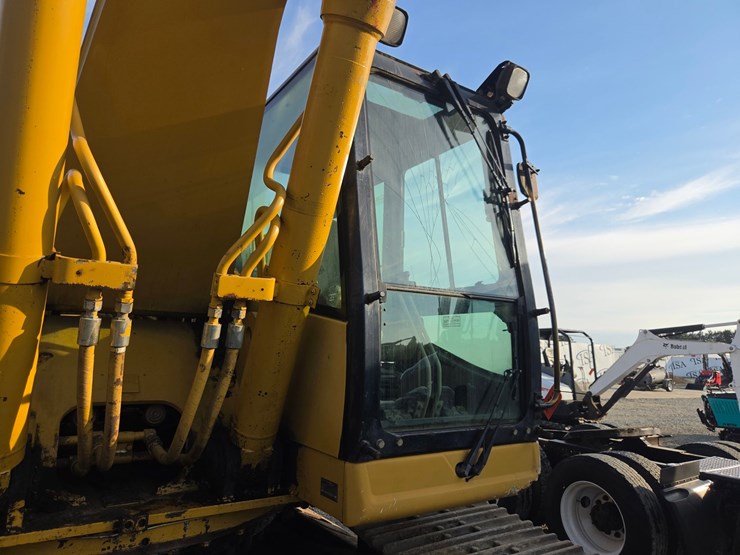 caterpillar-330b-image-50